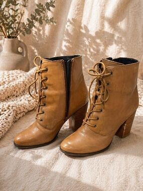 Aldo booties 7.5
